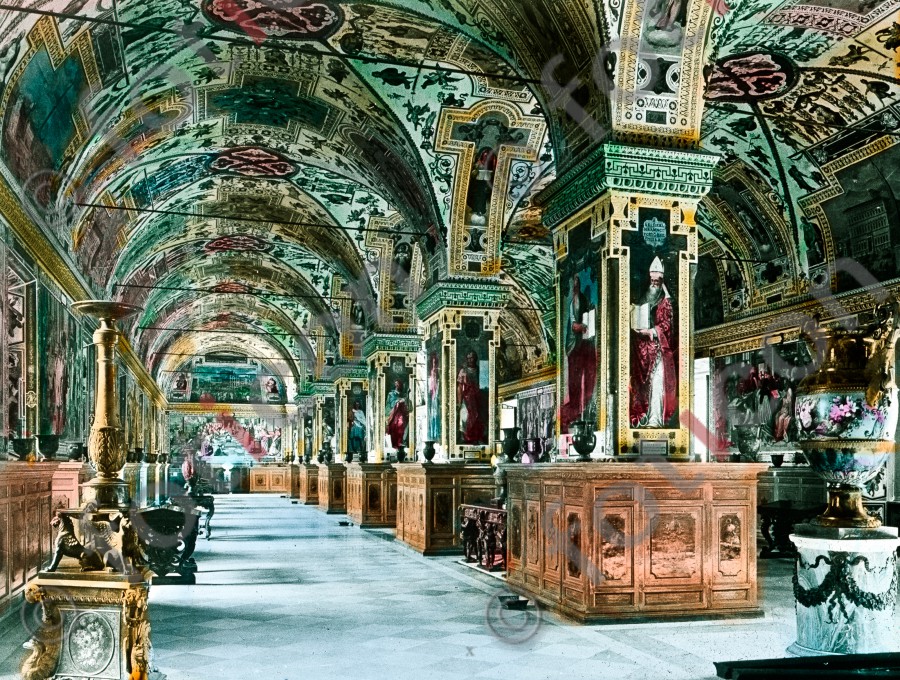Bibliothek im Vatikan | Bibliothek im Vatikan (foticon-simon-035-046.jpg)